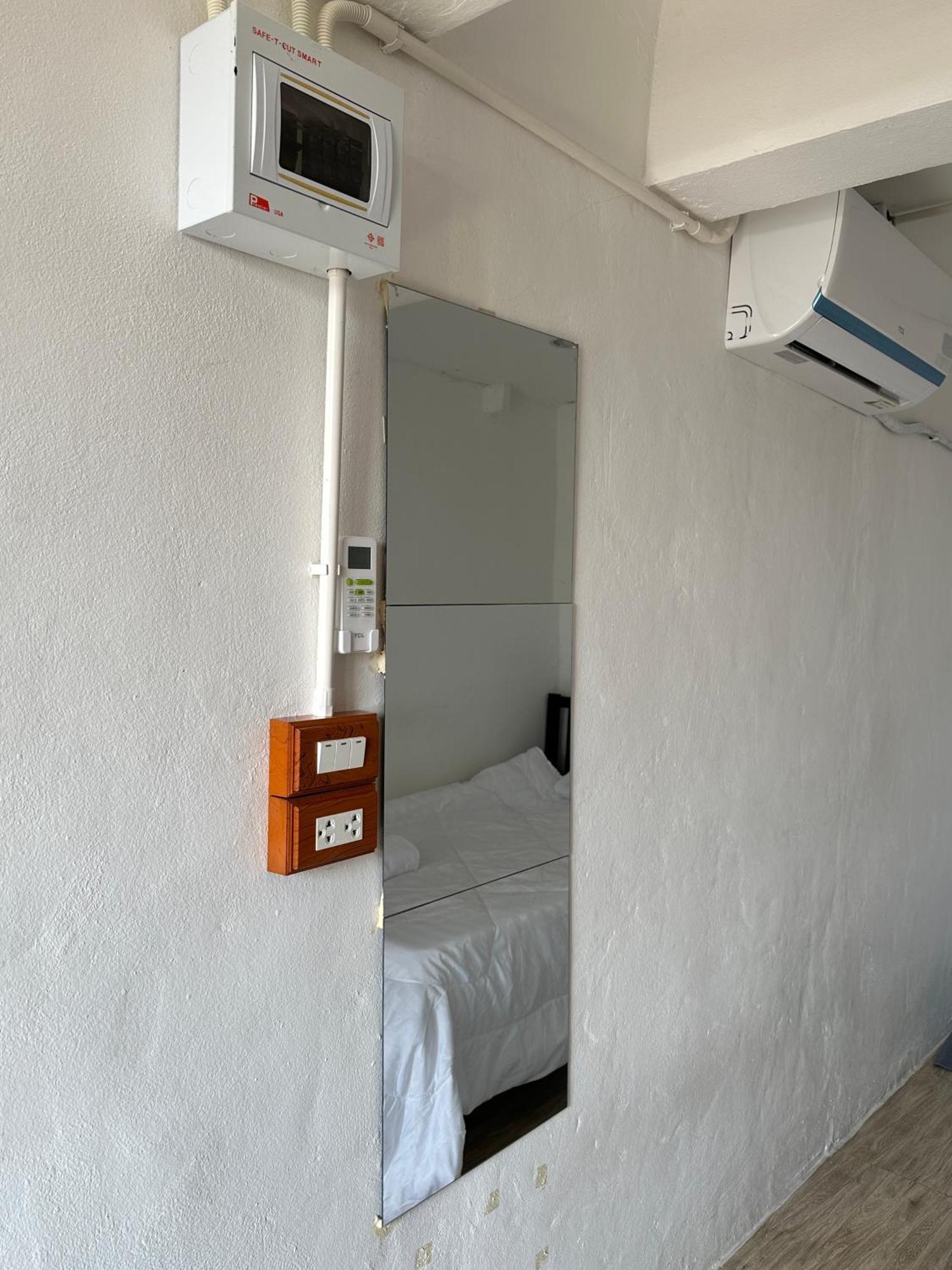 Chubby 9 Single Room Bangkok Kültér fotó